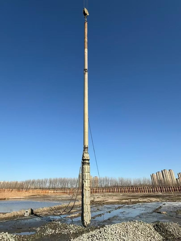 BVEM 105kW 水力バイブロフロット装置 敷地改善のための176kWの電源パック 建設